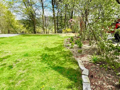 4 Bryant Ct, Bellows Falls, VT 05101 - photo 3