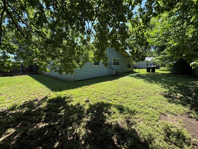 View of yard with cooling unit