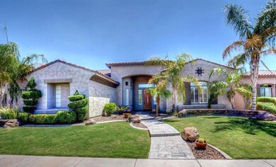 Tropical greetings in Chandler