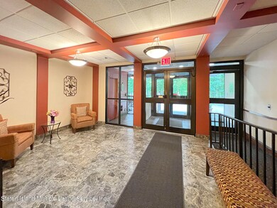 3465 Amboy Rd unit 3B, Staten Island, NY 10306 - photo 3