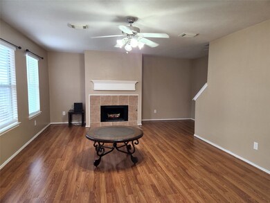 7275 Caracara Dr, Houston, TX 77040 - photo 3