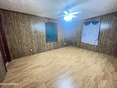 1109 Guidry Ave, Kaplan, LA 70548 - photo 6