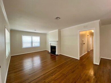 4102 Yupon St, Houston, TX 77006 - photo 3