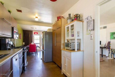 8 - Kitchen 6 B