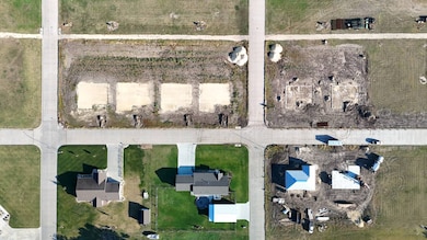 211 21st St, Beloit, KS 67420 - photo 3