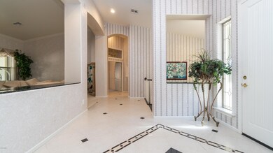 362 W Knight Ln-8