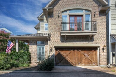 2028 Vermont St, Houston, TX 77019 - photo 2