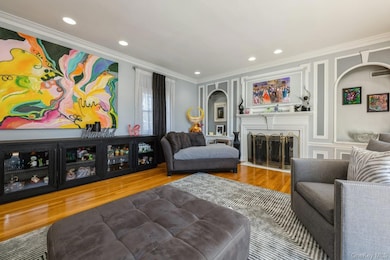 123 Barrett Rd, Lawrence, NY 11559 - photo 5