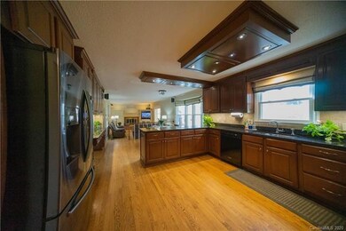 2609 Fines Creek Dr, Statesville, NC 28625 - photo 6