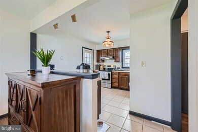 422 Lafayette Ave, Catonsville, MD 21228 - photo 7