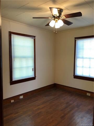 521 Salisbury Rd, Statesville, NC 28677 - photo 5