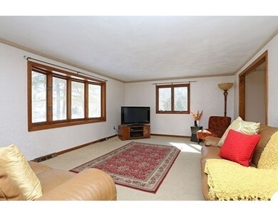 19 Lancelot Ln, North Easton, MA 02356 - photo 5