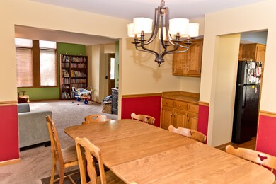 1622 Jamey Ct, Morris, IL 60450 - photo 3