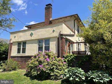 8 Montgomery Ave unit 1, Glenside, PA 19038 - photo 2