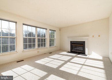 6657 Dasher Ct, Columbia, MD 21045 - photo 2