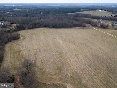 100 Gateway Dr, Fredericksburg, VA 22405 - photo 6