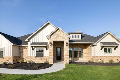 812 Cedar Elm Ct, Weatherford, TX 76085 - photo 2