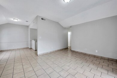 6110 W Mount Houston Rd unit C, Houston, TX 77088 - photo 4