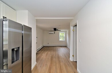 4776 Old Easton Rd unit 1, Doylestown, PA 18902 - photo 5