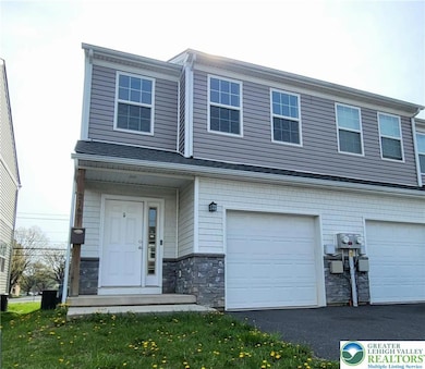 2167 S Poplar St, Allentown, PA 18103 - photo 2