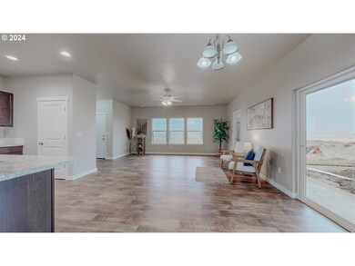 320 Rosalynn Dr, Stanfield, OR 97875 - photo 7