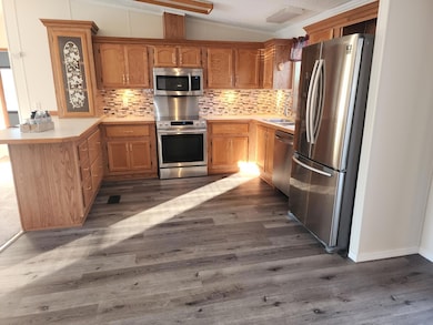 410 Jefferson Ave S, Sebeka, MN 56477 - photo 6