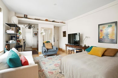 269 W 72nd St unit 16D, New York, NY 10023 - photo 2