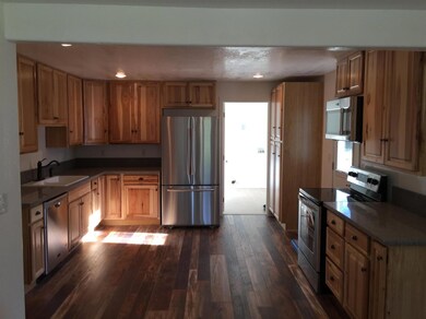 3691 New Hope Rd, Grants Pass, OR 97527 - photo 4