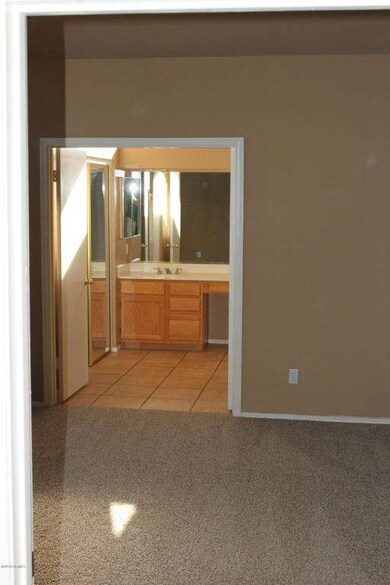 Master Bed & Bath