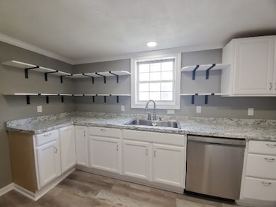 329 E 18th St, Columbia, TN 38401 - photo 6