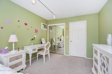 230 Thomas St, Staten Island, NY 10306 - photo 5