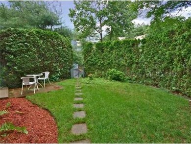 11 Gentry Ln, Uxbridge, MA 01569 - photo 2