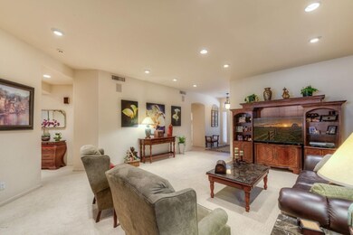 005_Living Room