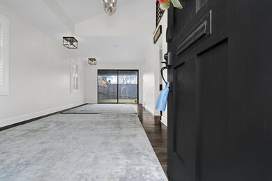 5-web-or-mls-541-s-lazelle-st