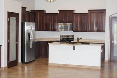 Cherry-Wood, Staggered Cabinets