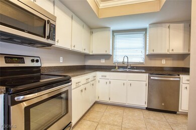 5917 Littlestone Ct unit 118, North Fort Myers, FL 33903 - photo 4