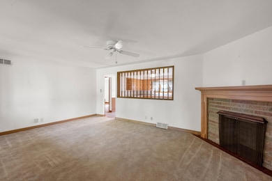 2109 N Salisbury Rd-1