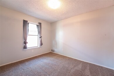 2509 Crestlea Dr, Corpus Christi, TX 78415 - photo 6