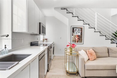 1610 Euclid Ave unit A110, Miami Beach, FL 33139 - photo 2