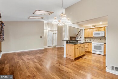 15 Hidden Valley Ln, Newtown, PA 18940 - photo 5