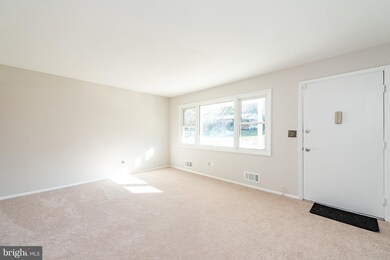 5814 Hanna Rd, Sykesville, MD 21784 - photo 5