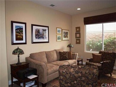 Den/Study/possible 3rd bedroom?