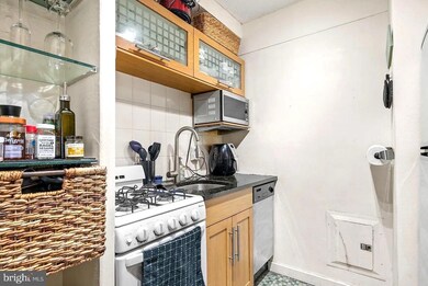 2101 17 Chestnut St unit 910, Philadelphia, PA 19103 - photo 5