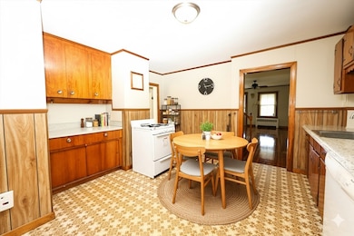 354 Pond St unit 354, Braintree, MA 02184 - photo 2