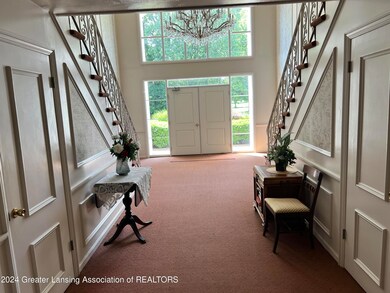 1740 Wellington Rd unit 211, Lansing, MI 48910 - photo 3