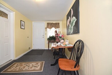 14 Brewer St, Worcester, MA 01609 - photo 5