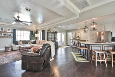 1209 Bent Tree St, Duncan, OK 73533 - photo 4