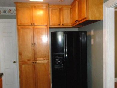 315 Meadow Dr, Shelbyville, TN 37160 - photo 4