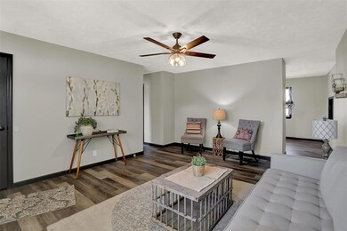 170 Roundelay Dr, Franklin, IN 46131 - photo 5