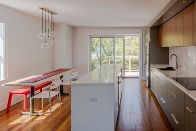 15 Colbourne Crescent unit 3, Brookline, MA 02445 - photo 3